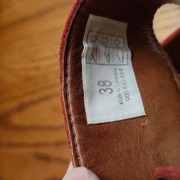 Sergio Tomani | Edina Rojo Sandals in US Size 7.5/European Size 38 - Picture 13 of 16